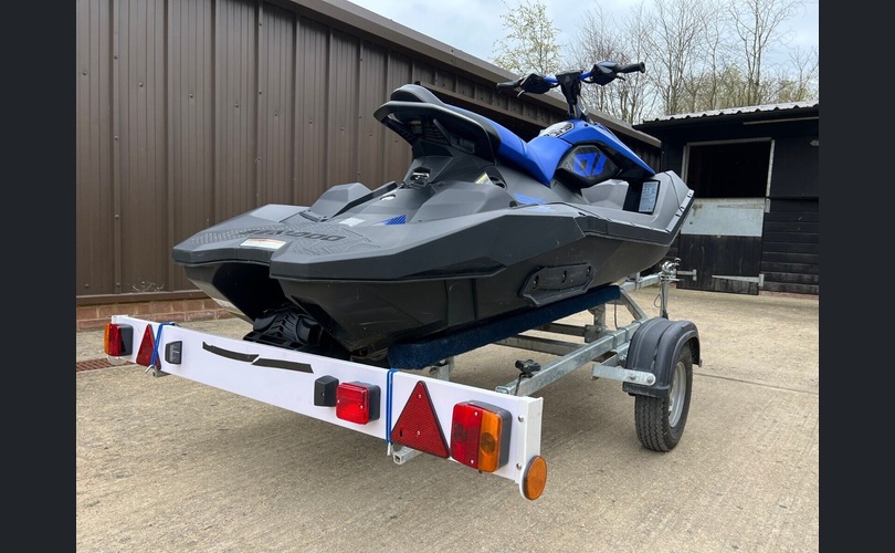 Sea-Doo Spark Trixx 3UP 90 HP-kuva-3